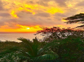 Au Lever Du Soleil Guest House Sea View